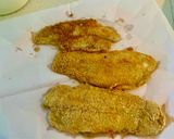 Foto del paso 4 de la receta: Filete de corvinilla frito con harina de yuca