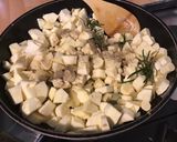Une image de l'étape 8 de Panais au bouillon de gambas et romarin frais.