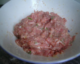 Foto del paso 1 de la receta: Albóndigas en salsa de tomate y pimiento