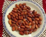 A picture of step 5 of Spicy Roasted Almonds.
