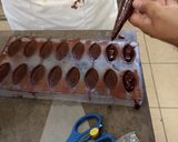 Foto del paso 10 de la receta: Bombones de chocolate con relleno de chapulín