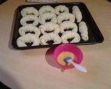 Foto del paso 4 de la receta: Medialunas fáciles 😊