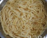 A picture of step 2 of Shimla Mirch Kheema Spaghetti.