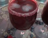 A picture of step 5 of Berries Smoothie Drink.