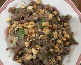 Hình bước làm 3 của món Nộm thịt bò nấm kim
