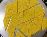 A picture of step 3 of Nachos with cheesy dip.