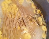 Foto del paso 3 de la receta: BAGRE Banderillo con pasta y plátanos, comentado con ajo cúrcuma, jengibre y pimienta