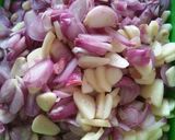 Foto langkah ke 2 dari resep Tumis bawang merah plus plus.