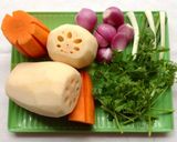 Hình bước làm 3 của món Canh gà củ sen