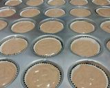 Foto langkah ke 5 dari resep Choco Cup Cake.