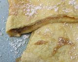 A picture of step 9 of Sweet omelette with gooseberry compote.