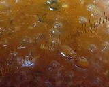 A picture of step 6 of Tomato onion in spicy gravy.