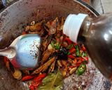 Foto langkah ke 4 dari resep Tumis Pindang tongkol.