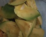 Foto langkah ke 1 dari resep Alpukat kuah susu selasih.
