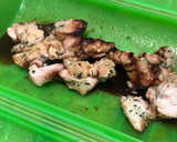 Foto del paso 3 de la receta: Ensalada de pollo a la soja con mandarina en Lékué