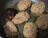 عکس مرحله 6 از دستور شامی قارچ و گوشت چرخکرده