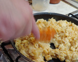 Foto del paso 7 de la receta: Tortilla hostelera, patatas y cebolla o con ajos tiernos