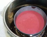 रेड वेलवेट एग्ग्लेस केक इन कुकर (Red valvet eggless cake in cooker recipe in hindi) रेसिपी चरण 15 फोटो
