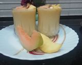 A picture of step 4 of Muskmelon and Mango Smoothie.