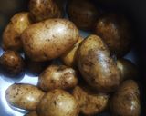 A picture of step 1 of Aloo burji with coriander-mint curd.