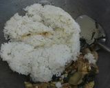 Foto langkah ke 3 dari resep Nasi Goreng Daun Mengkudu.
