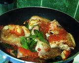 Foto langkah ke 8 dari resep Kakap merah saus tomat (ala diet) 😍.