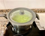 Foto del paso 3 de la receta: Bacalao desalado con espinacas y garbanzos