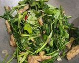Foto langkah ke 4 dari resep Cah Kangkung Saus Tiram.