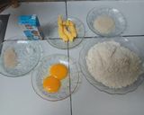 Foto langkah ke 1 dari resep Donat.