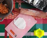 Foto langkah ke 4 dari resep Cireng isi Ayam Suwir Pedas.
