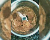 A picture of step 1 of Instant Baked Cookie Cupcakes.