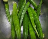 A picture of step 1 of Bhindi Masala.