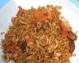 Foto langkah ke 5 dari resep Mie campur.