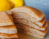 Foto del paso 2 de la receta: Tortitas de espelta con limón y miel
