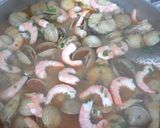 Foto del paso 9 de la receta Corvina en salsa de langostinos y zanahorias