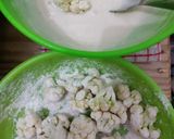 Foto langkah ke 3 dari resep 4.11 Kembang Kol Goreng Tepung.