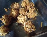 Foto langkah ke 3 dari resep Keripik bakwan keladi.