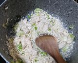 A picture of step 4 of Risotto with lemon, chicken and spinach.