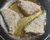 A picture of step 4 of Chicken pattice.