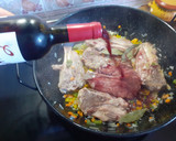 Foto del paso 4 de la receta: Codillo en salsa de vino tinto⭐⭐⭐