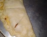 A picture of step 3 of Spicy lal Mirch Qeema calzone.