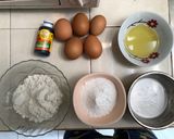 Foto langkah ke 1 dari resep Ogura Pandan Lembut Moist Cake Anti Gagal.