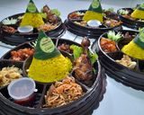 Foto langkah ke 2 dari resep Nasi kuning tumpeng.