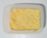 Foto del paso 2 de la receta: Tortilla de fideos a la pizza 🍝