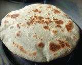 A picture of step 3 of Pearl millet flour garlic - cheesy rotla.