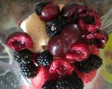 Foto del paso 1 de la receta: Batido de frutos rojos