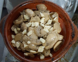 Foto del paso 1 de la receta: Champiñones al ajillo
