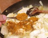 Prosty przepis na kurczaka w sosie korma curry krok przepisu 5 zdjęcie