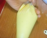 Hình bước làm 3 của món Custard buns
