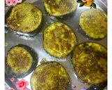 A picture of step 6 of Baingan bhaja.